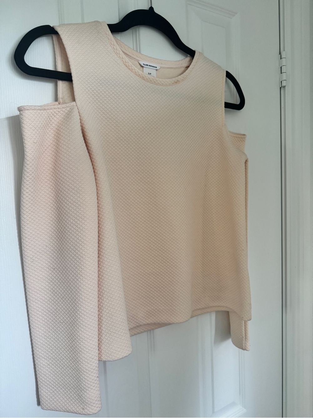 Club Monaco Cream Quilted Cold Shoulder Long Sleeve Top - Size S/P
